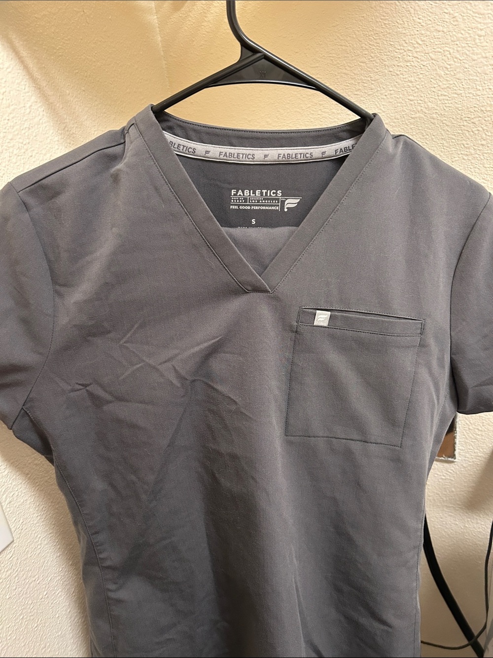 Fabletics Women’s Grey scrub set